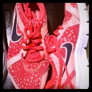 Women’s Nike Pink Cheetah Sneakers sz. 6.5